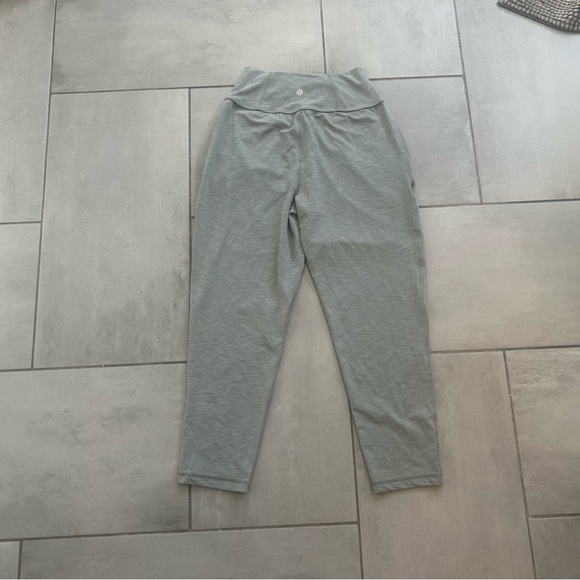 Athleta Elation Pant in Grey - Picture 4 of 4